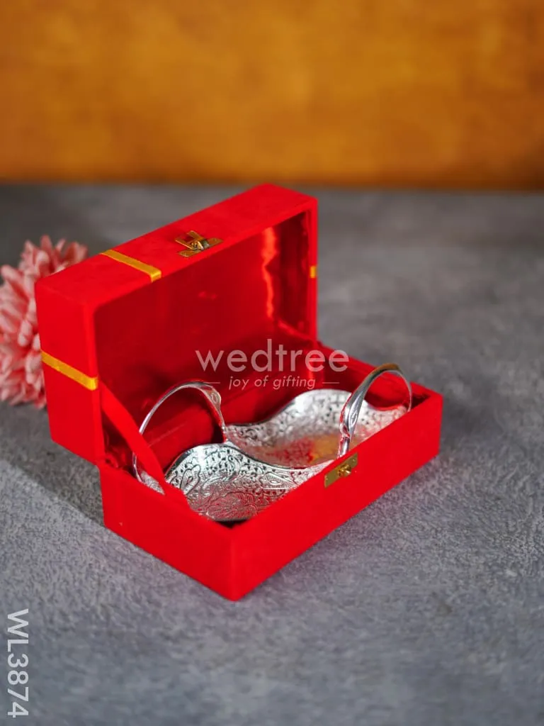 Brass Dry Fruit Organizer in Swan Design - 7.5 inch - WL3874