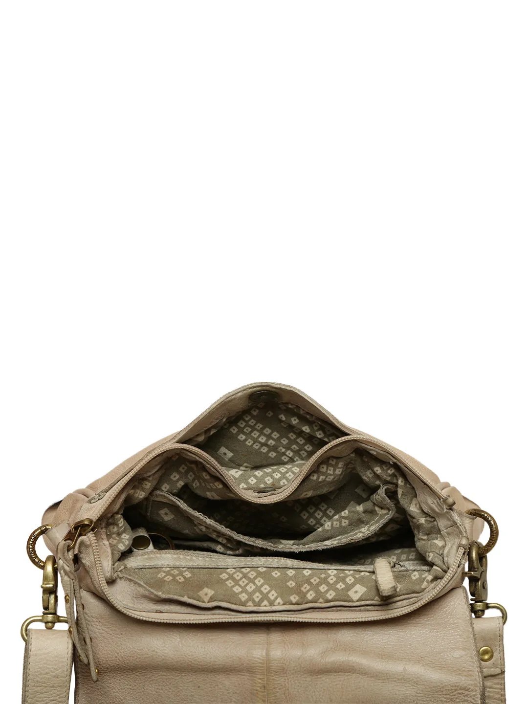 Crossbody Chic: Cream Leather Women Bag By Art N Vintage
