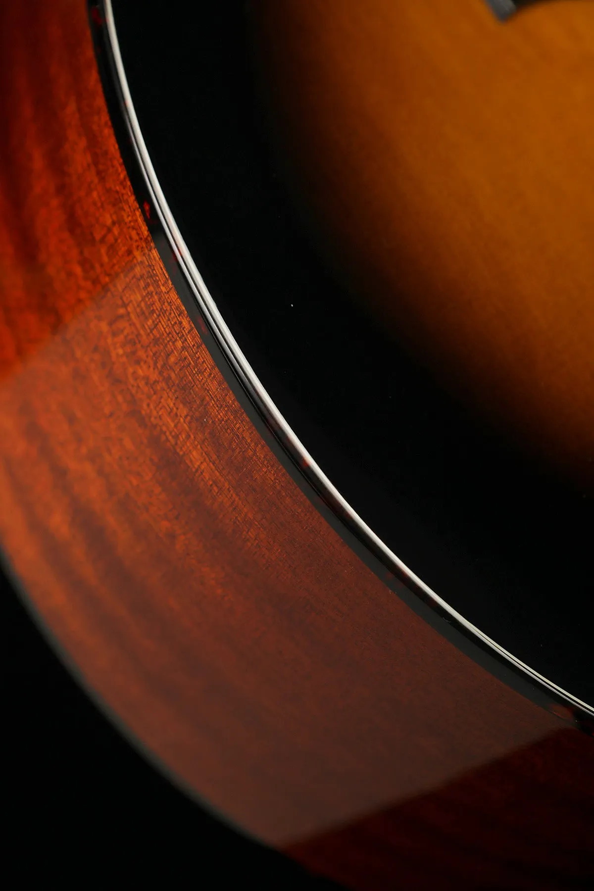 Eastman AC122-2CE-DLX-SB Acoustic Electric Guitar