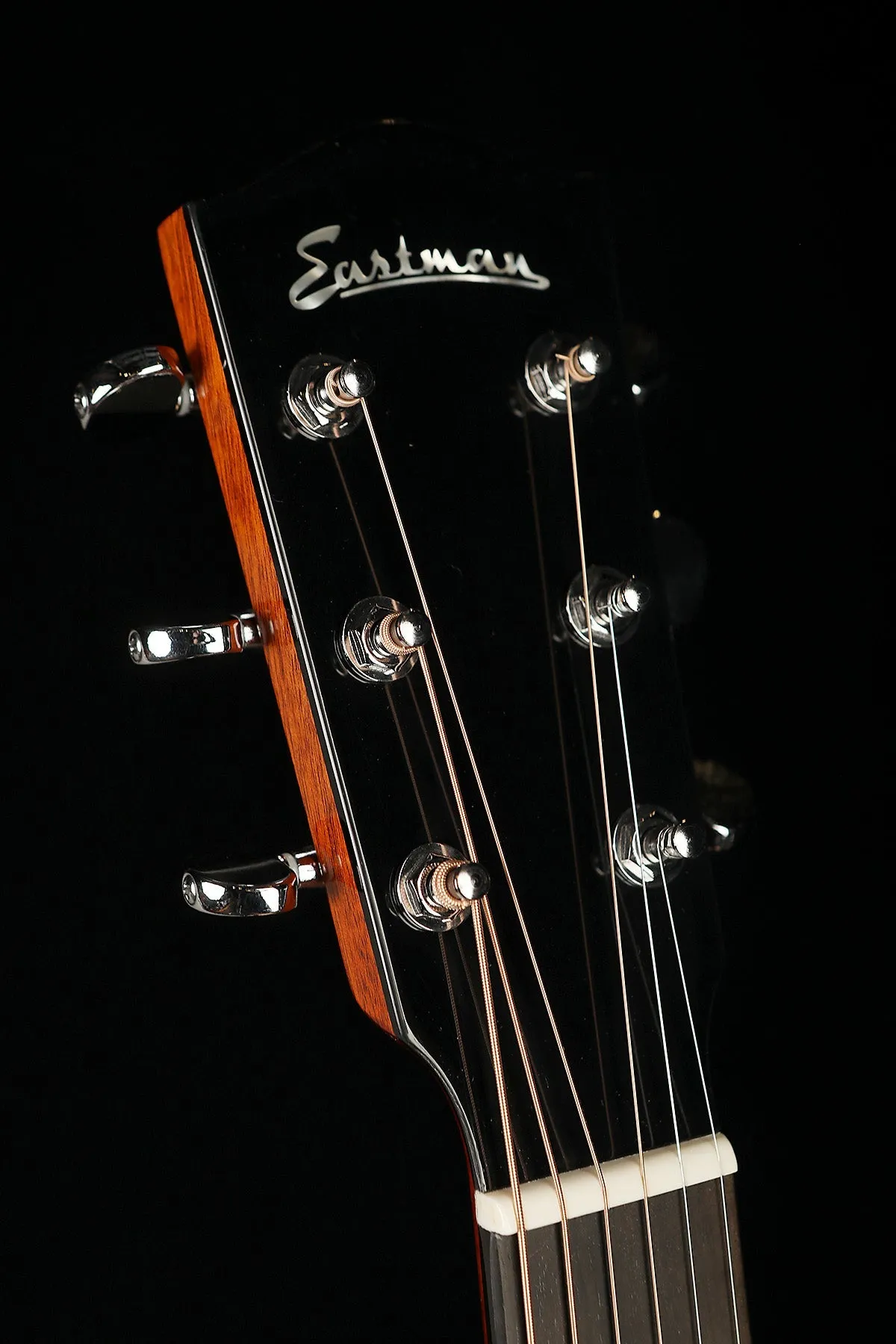 Eastman AC122-2CE-DLX-SB Acoustic Electric Guitar