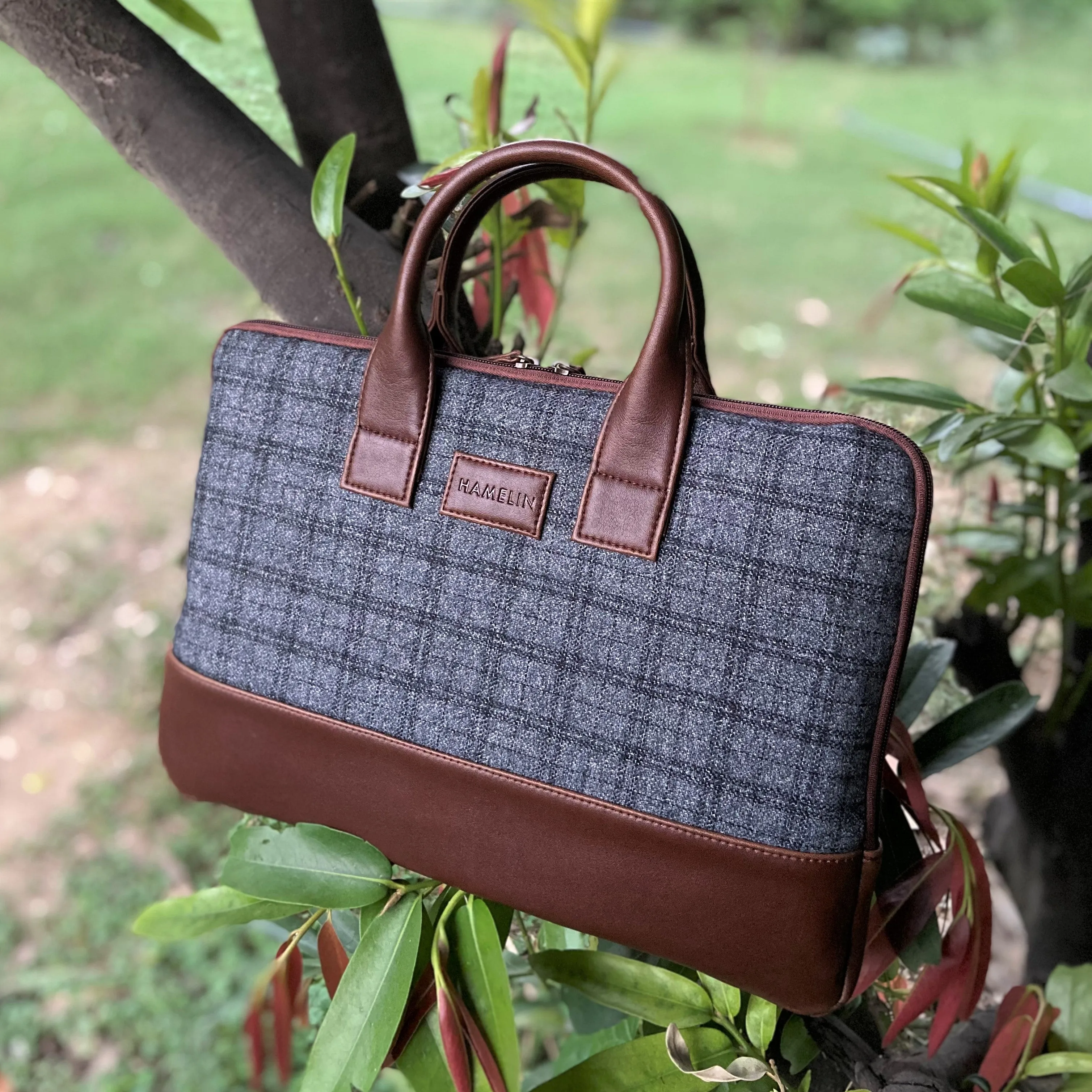 Elon Laptop Sleeve - Grey Overcheck Twill - SAMPLE SALE