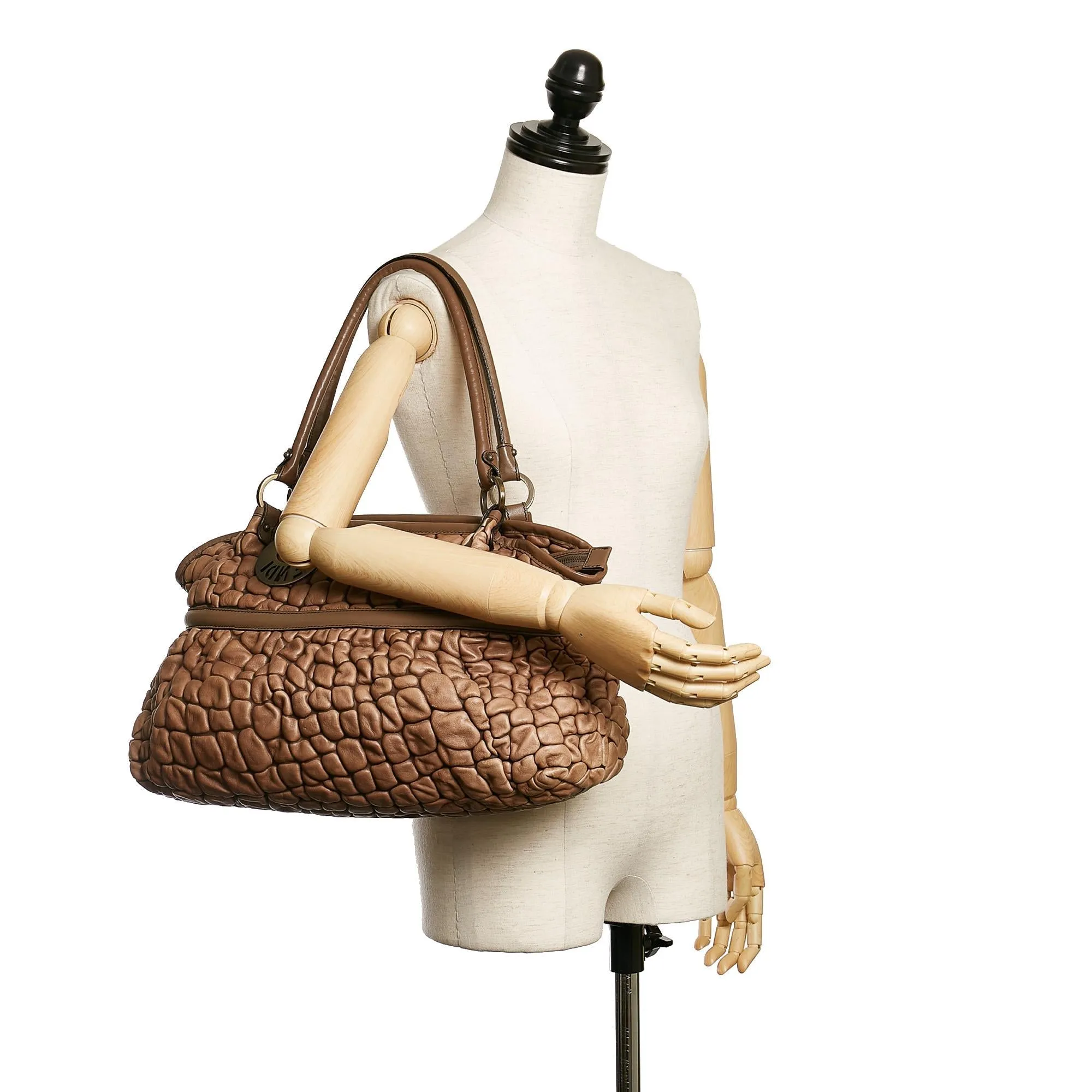 Fendi Puckered Bubble Leather Chef Shoulder Bag (SHG-30185)