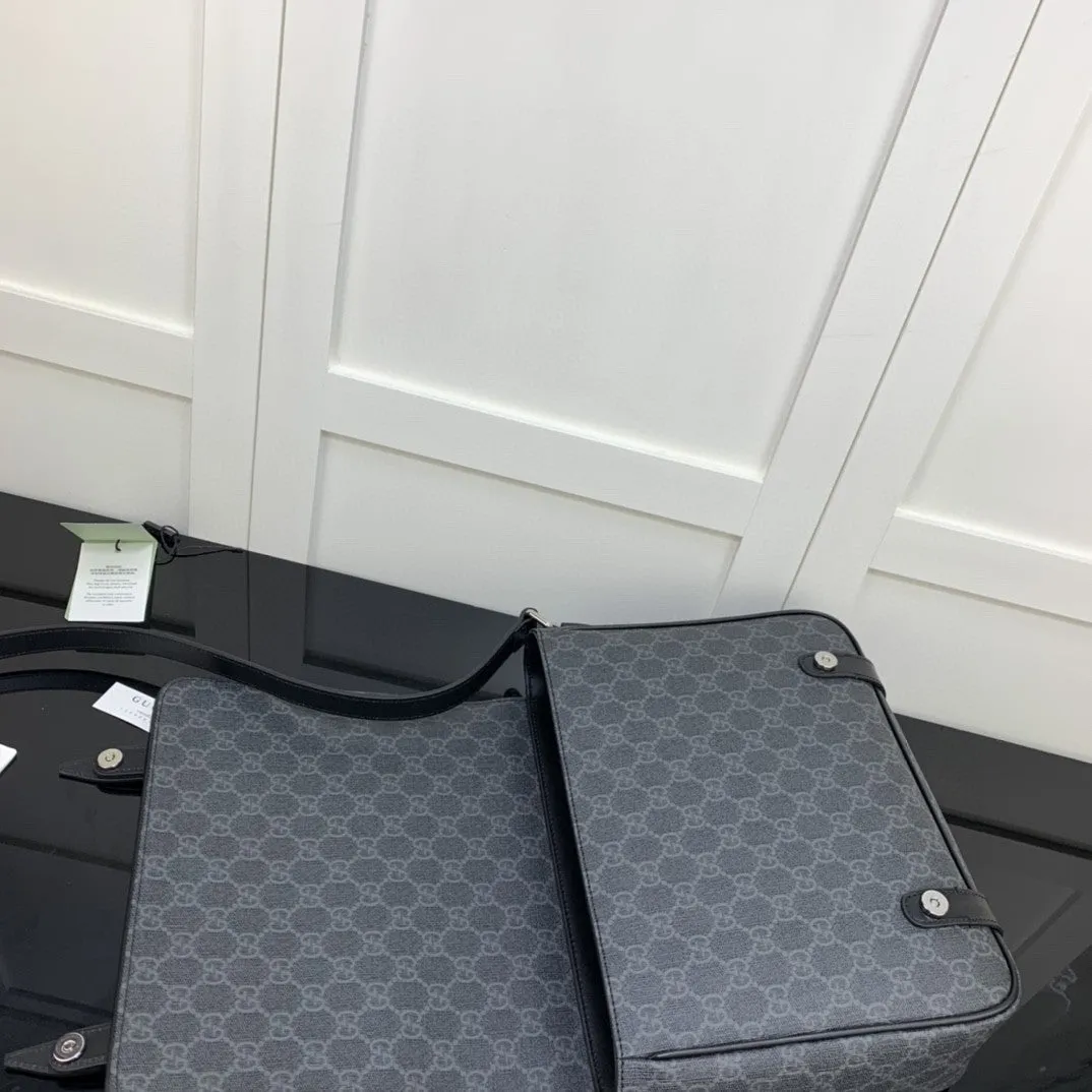 gg Messenger Bag Black For Men 11in/28cm gg ‎658542 KGDHN 1000
