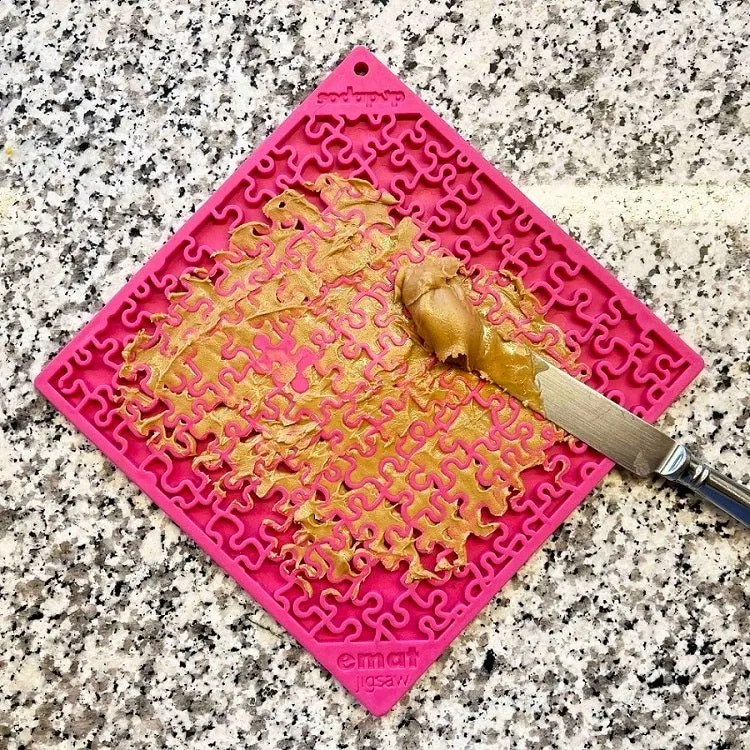 Jigsaw Design Enrichment Licking Mat