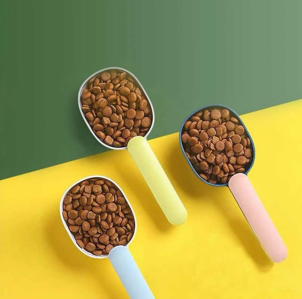 Multi-Function Dog & Cat Food Scoop, 3 colors