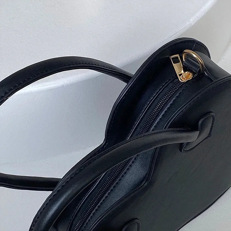 TAVIMART  -  Fashion Design Women's Shoulder Bag Vintage Cool Girls Love Heart Handbags Retro Female Black Small Tote Purse Messenger Bags