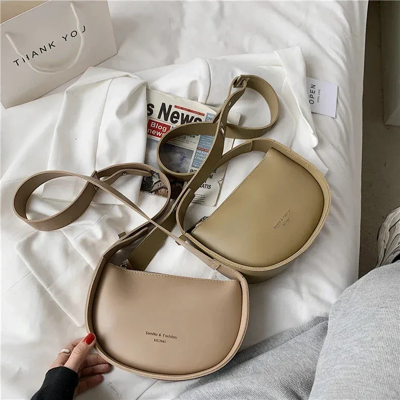 Uniwim Mira Arc Saddle Crossbody Bag
